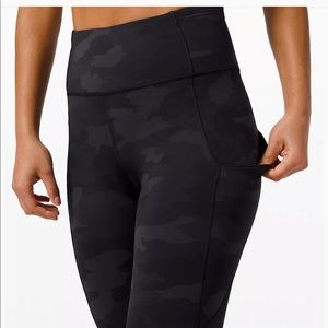 Lululemon Fast and Free high rise crop 23” leggings size 6. Like brand new!!